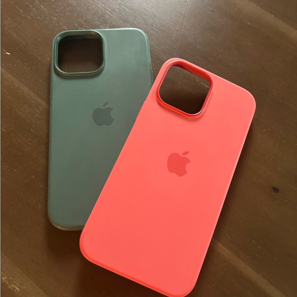 Apple Silicone Cases - iPhone 13 Pro Max
